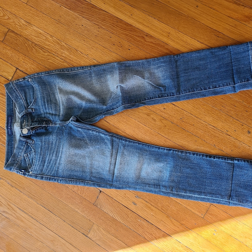 Jeans- medium wash